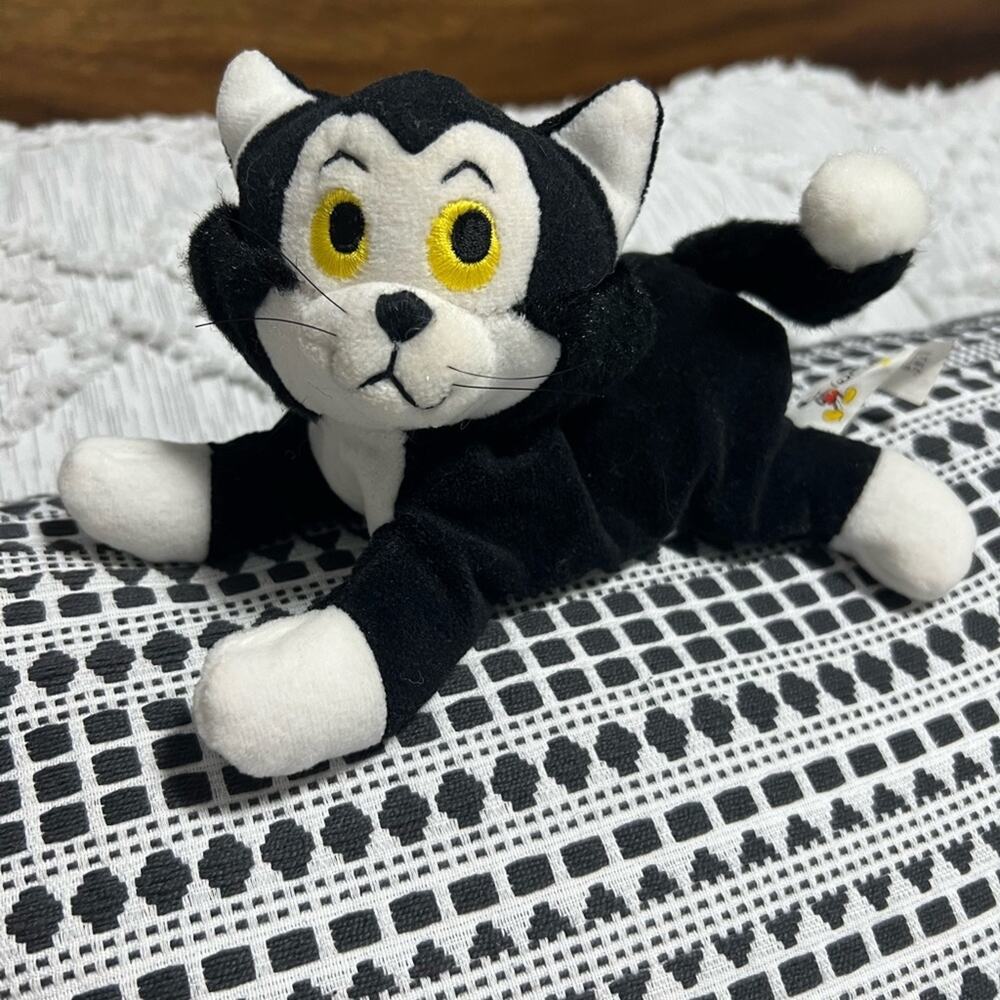 Vintage Walt Disney World Pinocchio Figaro Cat Beanie Plush Stuffed Animal